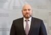 Вадим Столар предоставил Александровской больнице 800 комбинезонов и 500 респираторов – журналист